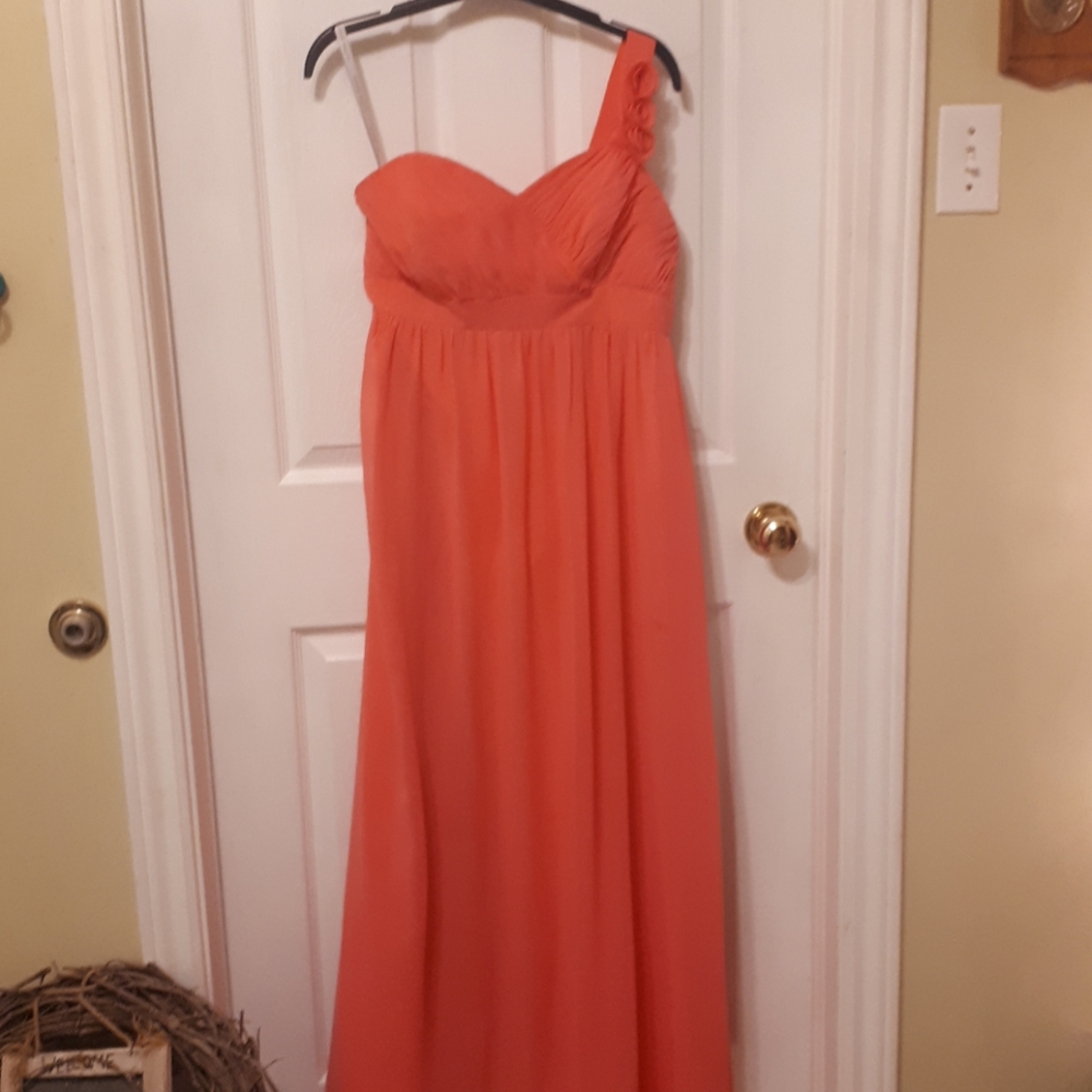 Alfred Angelo coral prom dress